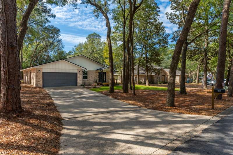 3 bedroom Detached Single Family at 105 Drew Court, Rocky Bayou Estates, Niceville — photo 3