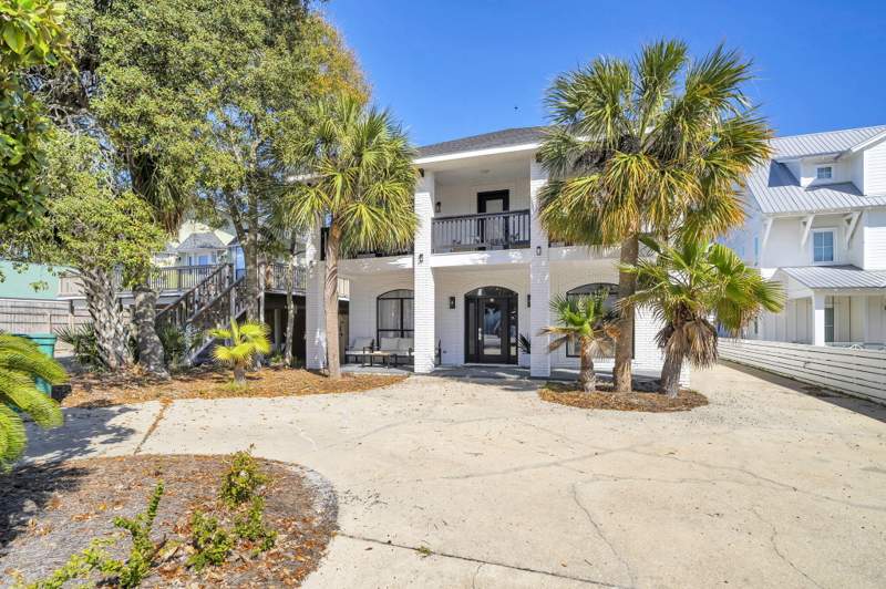 6 bedroom Detached Single Family at 91 Cobia Street, Crystal Beach, Destin — photo 3