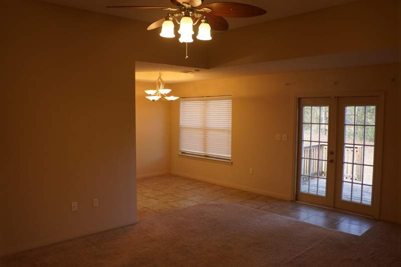4 bedroom Detached Single Family at 3248 Twilight Drive, Spring Hollow Estates, Crestview — photo 4