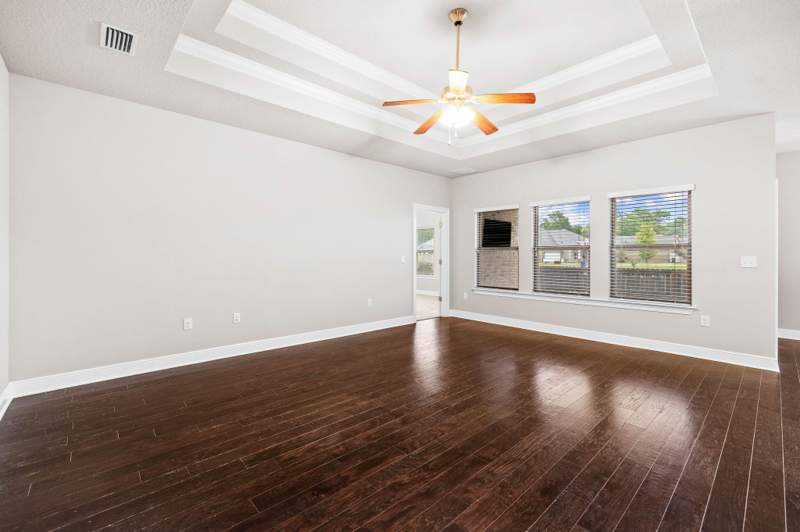3 bedroom Detached Single Family at 294 Maddox Street, Peach Creek, Point Washington — photo 5