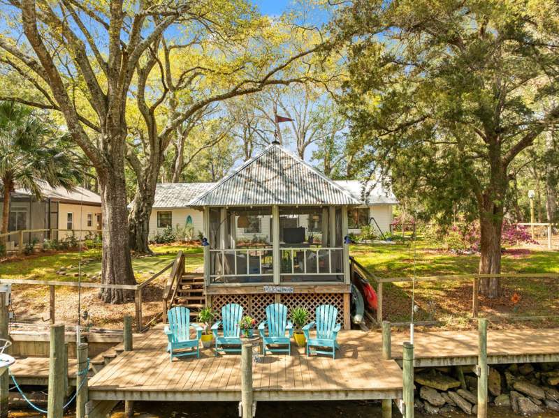 3 bedroom Detached Single Family at 630 Ricker Avenue, Daughettes Amended, Santa Rosa Beach — photo 3