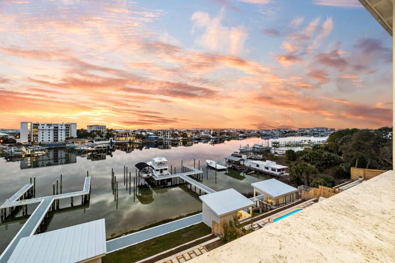 8 bedroom Detached Single Family at 714 Harbor Boulevard, The Retreat at Old Pass, Destin — photo 5