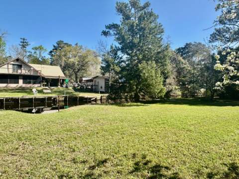 444 Pitts Bayshore Drive, Freeport FL - photo 8 of 32