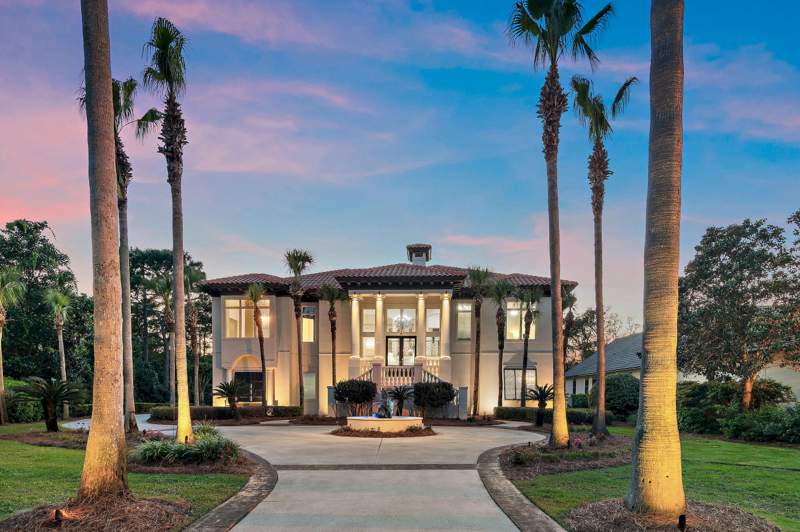 4 bedroom Detached Single Family at 2940 Pine Valley Drive, Burnt Pine, Miramar Beach — photo 2