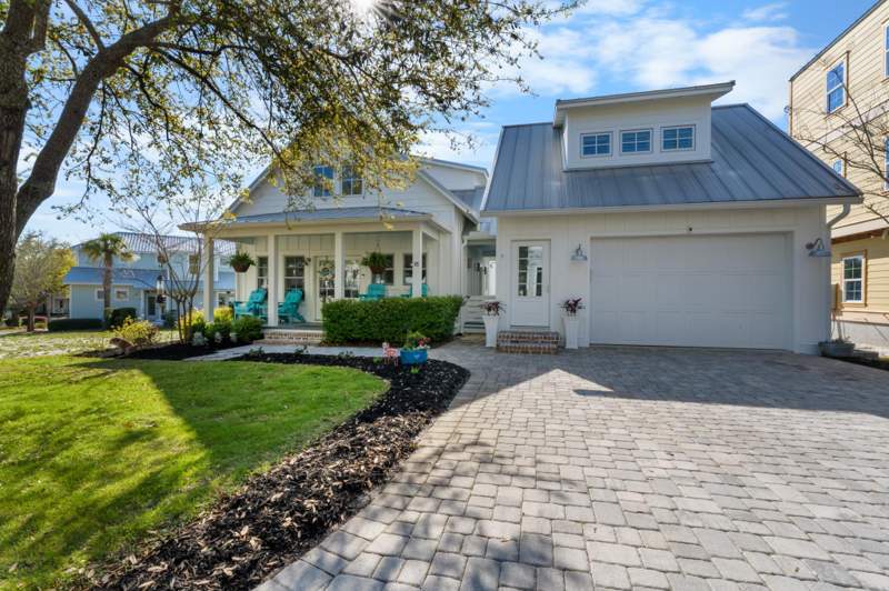 4 bedroom Detached Single Family at 35 Anne Avenue, Village At Blue Mountain Beach, Santa Rosa Beach — photo 3
