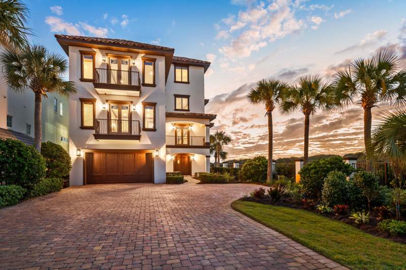 6 bedroom Detached Single Family at 107 Elysee Court, Elysee now Santimo Beach, Inlet Beach — photo 2