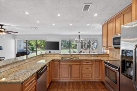 559 Augusta Drive ## 11501, Miramar Beach FL - photo 9 of 40