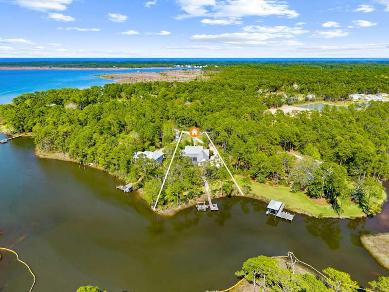 6 bedroom Detached Single Family at 102 Churchill Drive, Churchill Bayou Estates, Santa Rosa Beach — photo 2