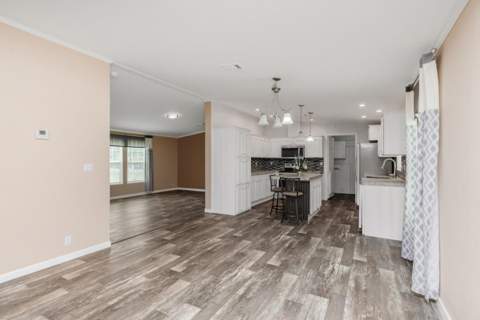 910 N Lloyd Street, Crestview FL - photo 6 of 30