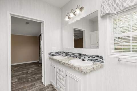 910 N Lloyd Street, Crestview FL - photo 16 of 30