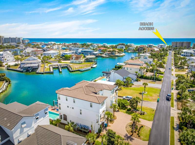 5 bedroom Detached Single Family at 24 Norriego Road, Holiday Isle, Destin — photo 3