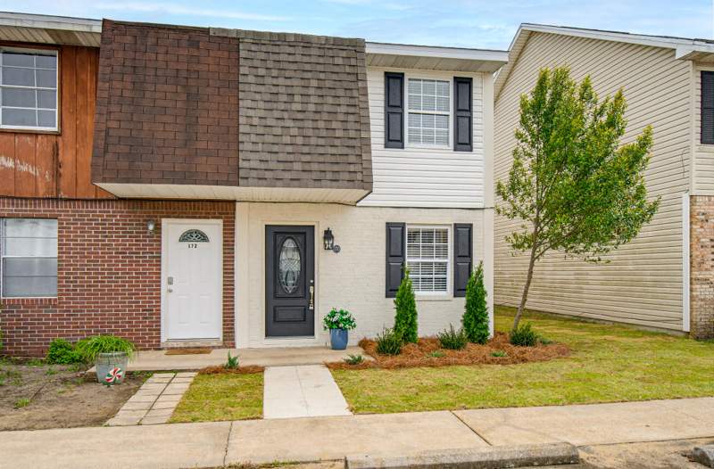 2 bedroom Townhouse at 170 5th Avenue, Ortega, Shalimar — photo 2