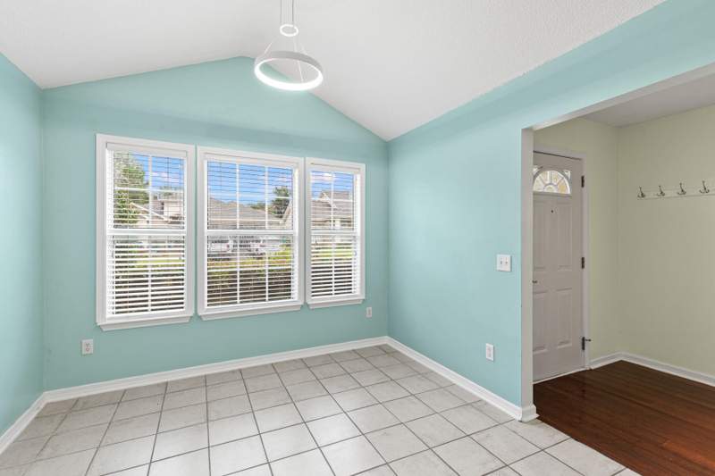 3 bedroom Detached Single Family at 873 Van Dyke Drive, SHALIMAR OAKS, Shalimar — photo 4