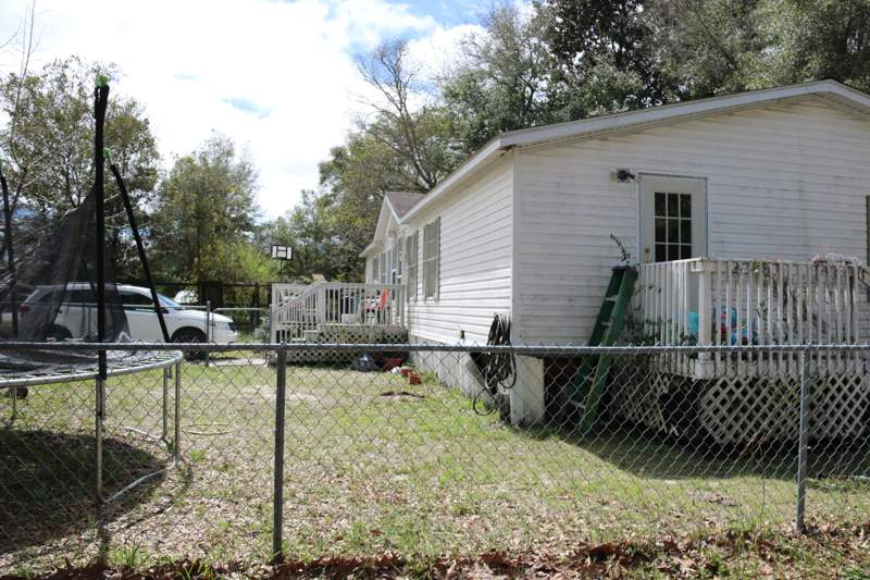 3 bedroom Manufactured Home at 860 Fairview Drive, Fairview Hgts S/D Lot 6 Blk 3, Fort Walton Beach — photo 2