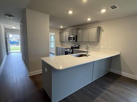 192 Ridgeway Circle, Crestview FL - photo 8 of 18