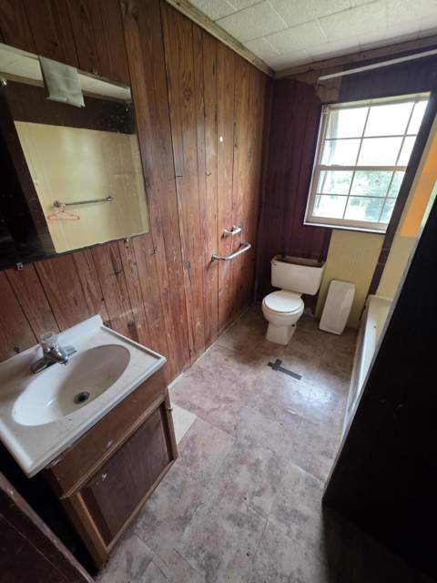8094 Highway 393, Laurel Hill FL - photo 12 of 13