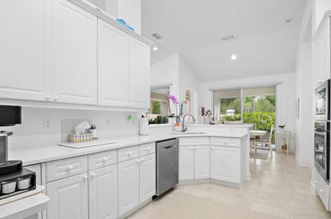 8004 Legend Creek Drive, Miramar Beach FL - photo 12 of 47