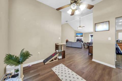 531 Gallant Fox Lane, Crestview FL - photo 9 of 34
