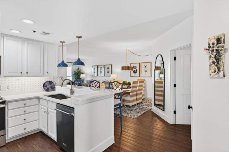 2 bedroom Condominium at 19 Players Club #19, Players Club On The Bay, Miramar Beach — photo 2