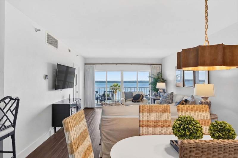 2 bedroom Condominium at 19 Players Club #19, Players Club On The Bay, Miramar Beach — photo 3
