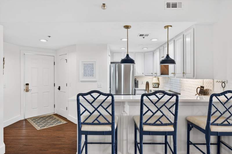 2 bedroom Condominium at 19 Players Club #19, Players Club On The Bay, Miramar Beach — photo 5
