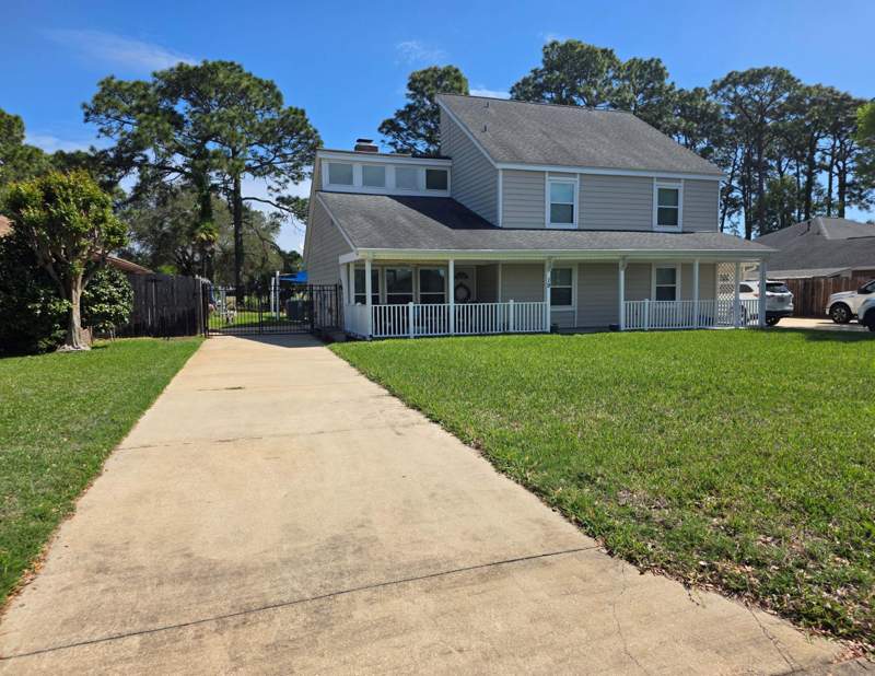 3 bedroom Detached Single Family at 19 Lake Lorraine Circle, Lake Lorraine Estates 3, Shalimar — photo 2