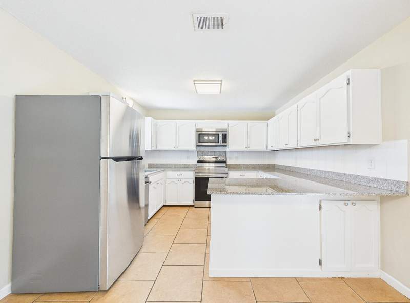 3 bedroom Detached Single Family at 3284 Fairview Avenue, Hilltop Acres, Crestview — photo 5
