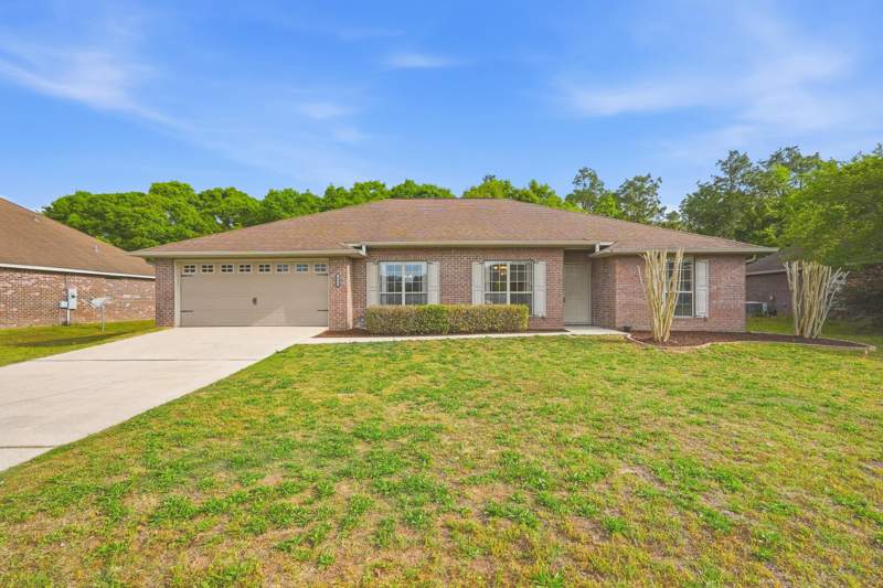 4 bedroom Detached Single Family at 2273 Lewis Street, Lee Farms Ph II, Crestview — photo 2