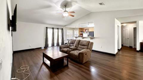 6412 Welannee Boulevard, Laurel Hill FL - photo 7 of 32