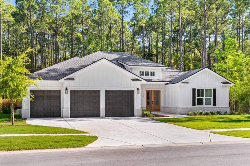 4 bedroom Detached Single Family at 112 E Captain Fritz Way, Hammock Bay - Steamboat Landing, Freeport — photo 3
