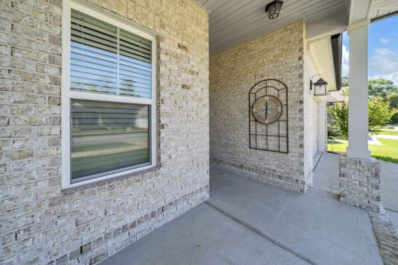 3 bedroom Detached Single Family at 48 Oaktree Boulevard, Marina Village, Freeport — photo 3