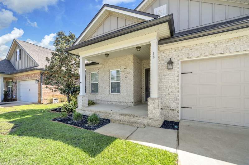 3 bedroom Detached Single Family at 48 Oaktree Boulevard, Marina Village, Freeport — photo 2