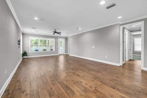48 Oaktree Boulevard, Freeport FL - photo 16 of 30