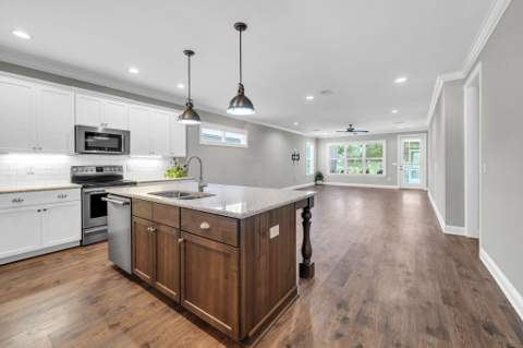 48 Oaktree Boulevard, Freeport FL - photo 12 of 30