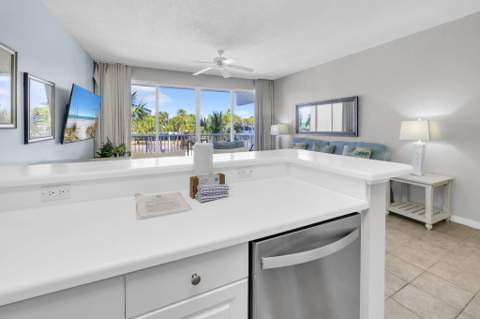 1515 SE Miracle Strip Parkway #Unit 207, Fort Walton Beach FL - photo 17 of 44