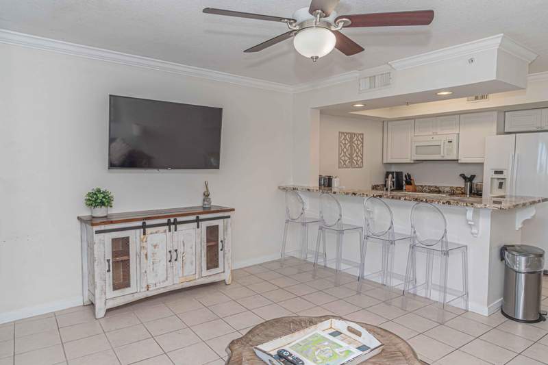 1 bedroom Condominium at 1322 SE Miracle Strip Parkway #306, Destin West Pelican, Fort Walton Beach — photo 4