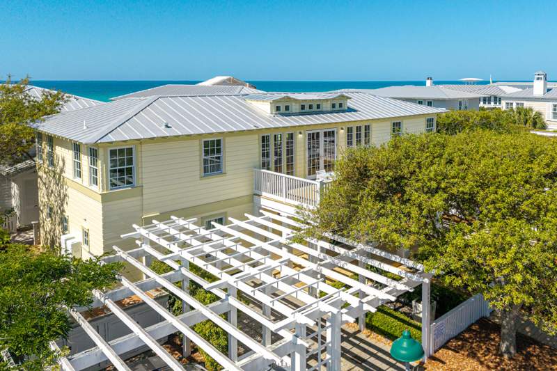 6 bedroom Detached Single Family at 2048 E Co Highway 30A, Seaside 10, Santa Rosa Beach — photo 3