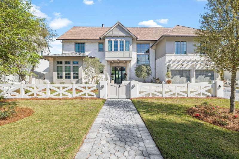 6 bedroom Detached Single Family at 215 Dogwood Street, Seagrove 5th Addn, Santa Rosa Beach — photo 2