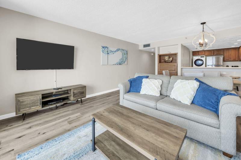 1 bedroom Condominium at 381 Santa Rosa Boulevard #W512, Breakers Of Fwb Ph 1, Fort Walton Beach — photo 4
