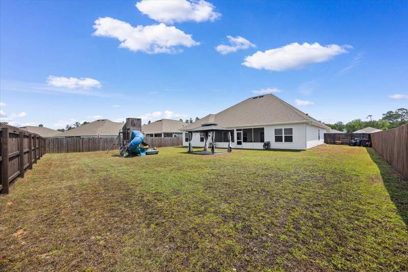 5 bedroom Detached Single Family at 110 E Oak Trees Lane, Hammock Oaks Estates, Freeport — photo 5