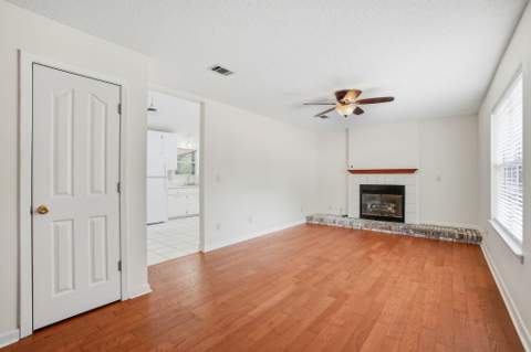 22 Marys Court, DeFuniak Springs FL - photo 9 of 44