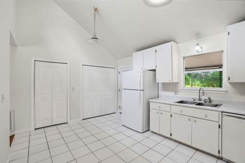 22 Marys Court, DeFuniak Springs FL - photo 17 of 44