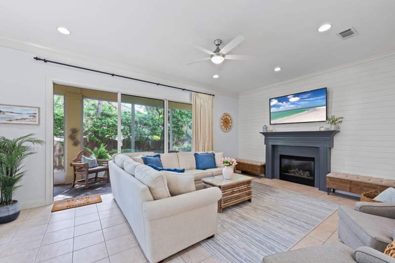 3 bedroom Detached Single Family at 130 Cayman Cove, Destiny S/D, Destin — photo 3