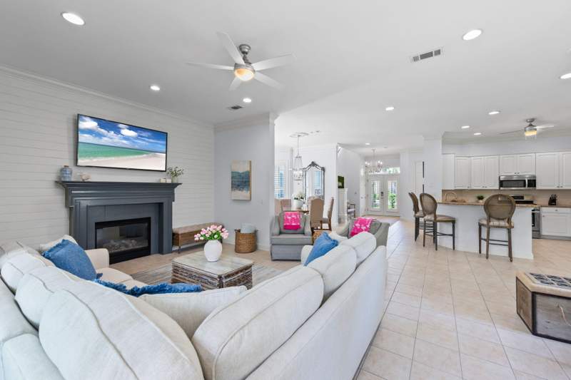 3 bedroom Detached Single Family at 130 Cayman Cove, Destiny S/D, Destin — photo 4