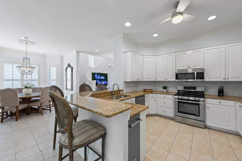 3 bedroom Detached Single Family at 130 Cayman Cove, Destiny S/D, Destin — photo 5
