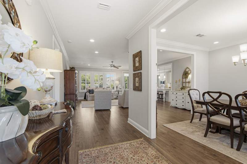 4 bedroom Detached Single Family at 77 Meadow Lake Drive, Hammock Bay, Freeport — photo 4