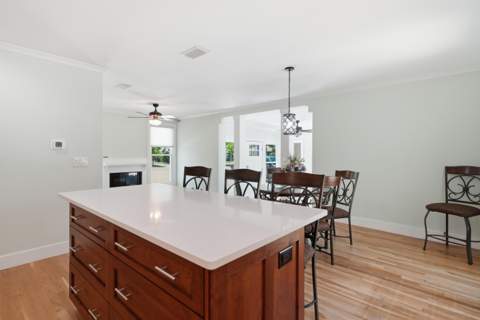 203 NE Bradley Drive, Fort Walton Beach FL - photo 13 of 50