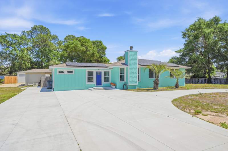 2 bedroom Detached Single Family at 203 NE Bradley Drive, GARNIERS BEACH 7TH, Fort Walton Beach — photo 3
