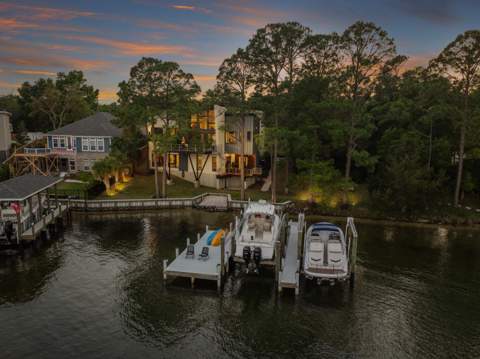 296 S Bayshore Drive, Valparaiso FL - photo 8 of 69
