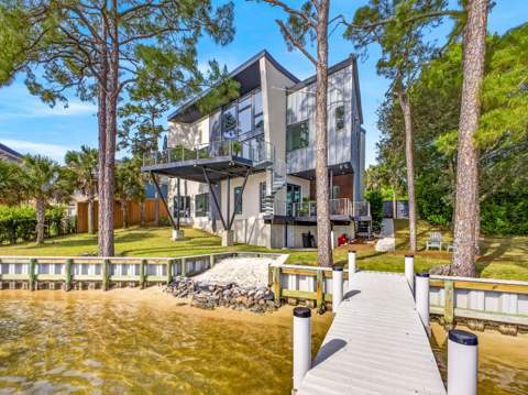 296 S Bayshore Drive, Valparaiso FL - photo 9 of 69